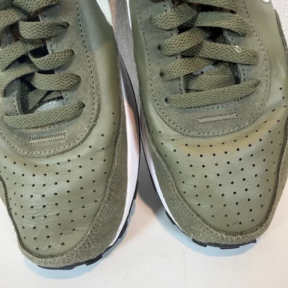 Nike Waffle One Leather Medium Olive Size 9.5 - Picture 10 of 16